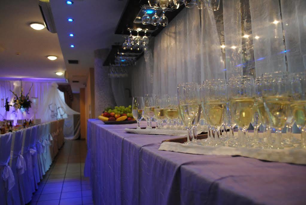 Hotel Nad Rzeczka Stary Toruń Εξωτερικό φωτογραφία